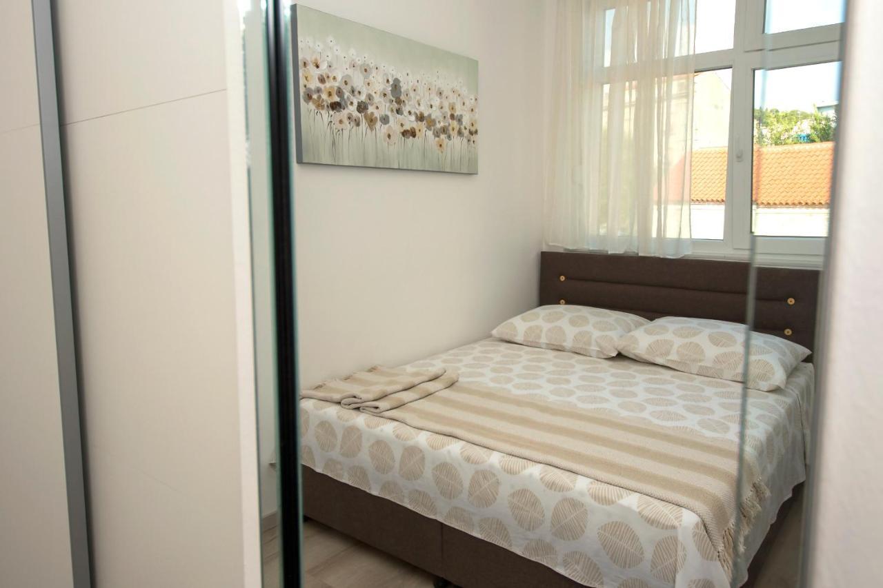 Sibenik City Center Apartment Sonia Екстериор снимка